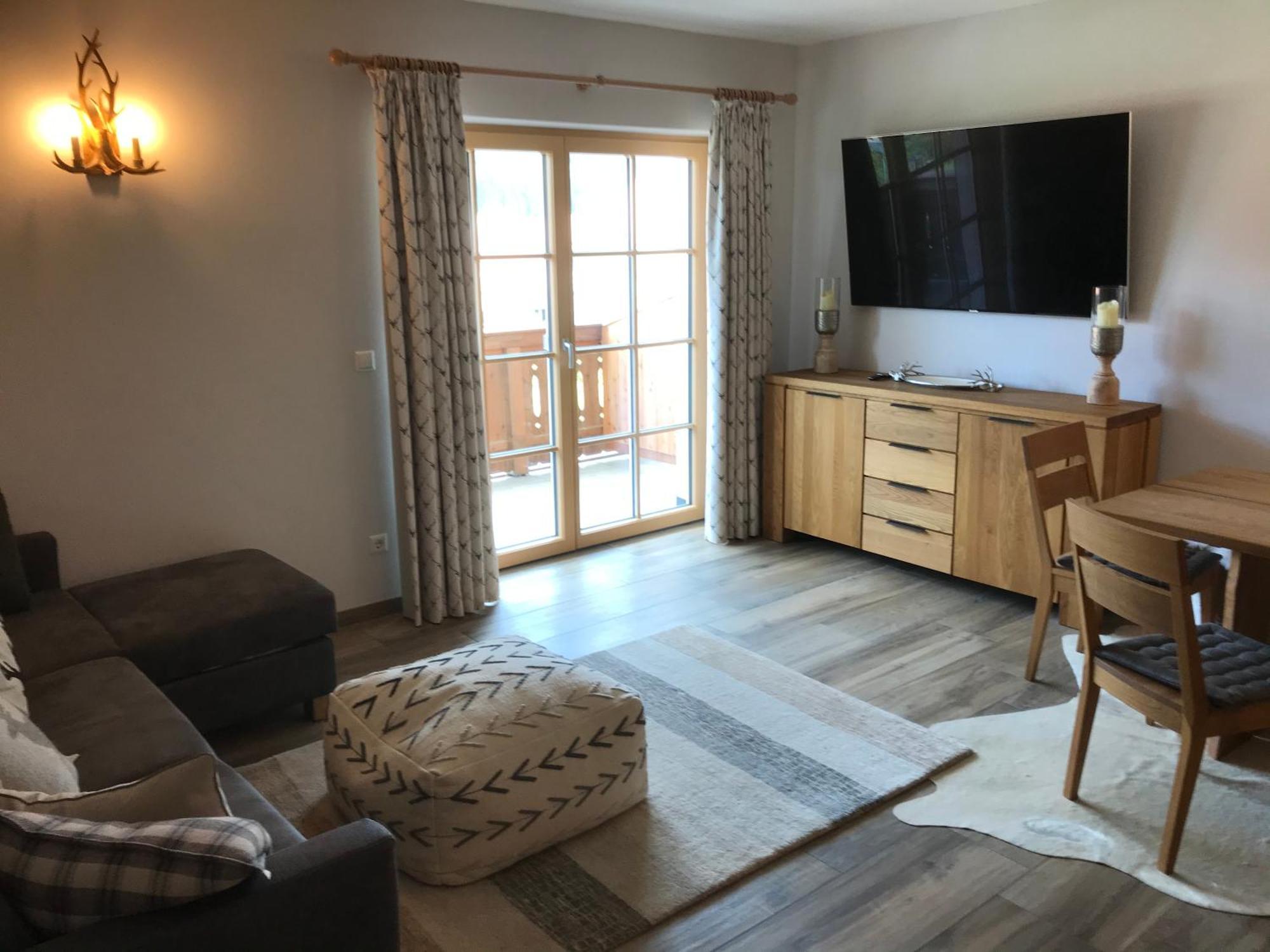 Appartement Platzhirsch à Haus im Ennstal Extérieur photo