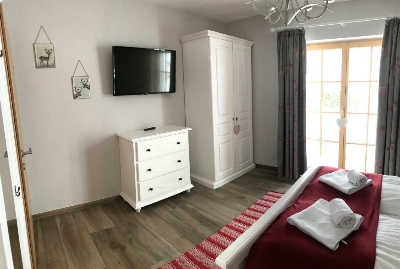 Appartement Platzhirsch à Haus im Ennstal Extérieur photo